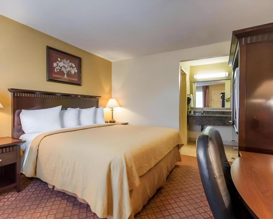 Quality Inn Сан-Бернардино Экстерьер фото